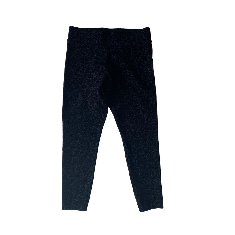 LOFT Black Velvet Paisley  Print Capris Leggings  Size Medium (M)– Pull On Pants